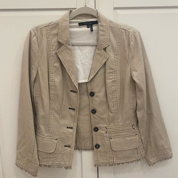 NIC+ZOE Jackets & Blazers - NIC+ZOE Tan Tailored Blazer with Notched Lapels